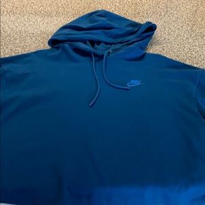 Nike women’s crop sweatshirt size medium